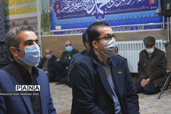 برگزاری مجلس یادبود شهید دلها حاج قاسم سلیمانی در آموزش و پرورش ناحیه یک مشهد