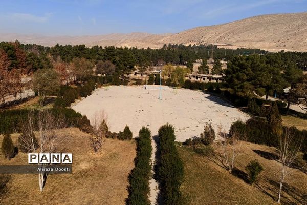 فضای زمستانی اردوگاه شهید آیت اله دستغیب در شیراز