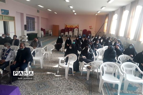 برگزاری جلسه هم‌اندیشی مربیان منطقه جرقویه علیا