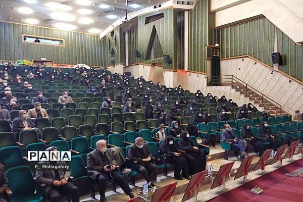 برگزاری مراسم سالگرد سردار دلها حاج قاسم سلیمانی و گرامیداشت دهه بصیرت در منطقه 10