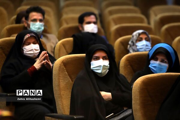 نشست تببین برنامه‌های اجرایی حوزه مشاوره و مراقبت در برابر آسیب‌های اجتماعی