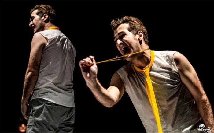 نمایش «شتر‌‌‌‌‌‌‌مرغ» تمدید شد