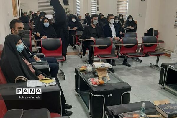 برگزاری کارگاه آموزشی جنگ شناختی در آموزش و پرورش رودهن
