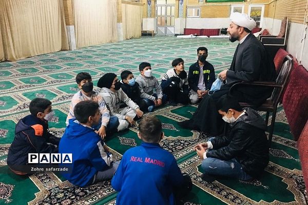 برقراری ارتباط بین مدرسه و مسجد در آموزش و پرورش رودهن