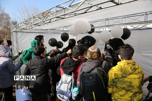 اجتماع یاران دبستانی حاج قاسم ویژه دانش آموزان منطقه19