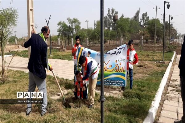 آیین گرامیداشت روز درختکاری و هفته منابع طبیعی در خوزستان