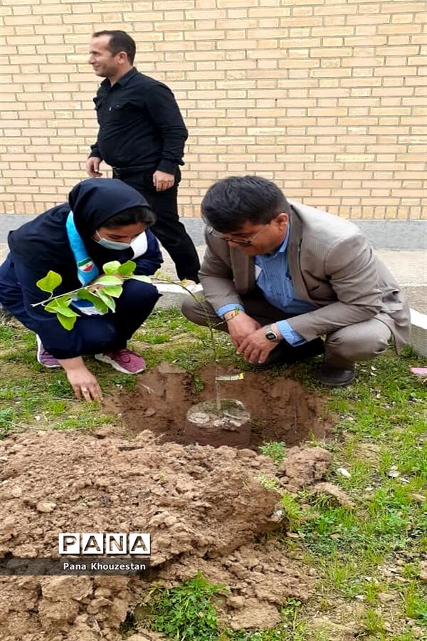 آیین گرامیداشت روز درختکاری و هفته منابع طبیعی در خوزستان