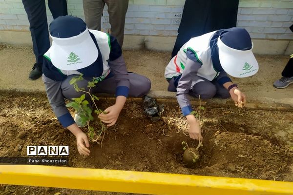 آیین گرامیداشت روز درختکاری و هفته منابع طبیعی در خوزستان