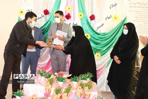 آیین گرامیداشت روز پاسدار در مدارس شهرستان آباده