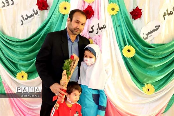 آیین گرامیداشت روز پاسدار در مدارس شهرستان آباده