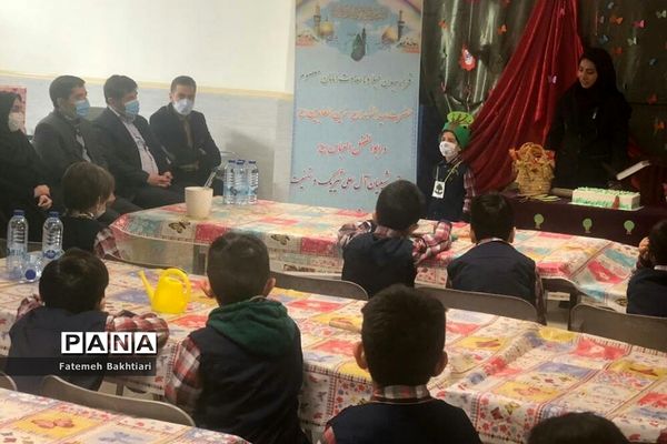 کاشت نهال در مراکز پیش‌دبستانی ناحیه یک شهرری