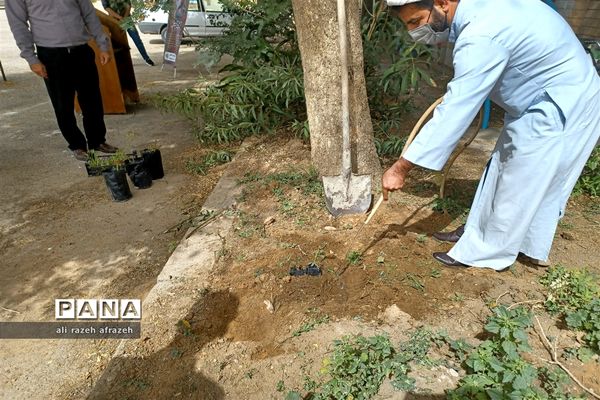 برگزاری جشن میلاد امام حسین (ع) وروز درختکاری در اندیمشک