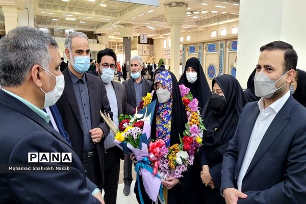 آیین استقبال از دانش‌آموز پیشتاز قرآنی جهان اسلام در اهواز