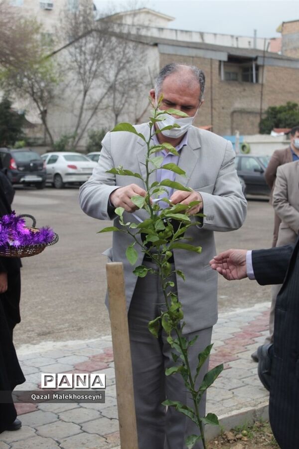 جشن تولد زمین در گلستان