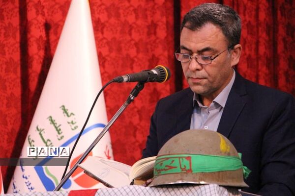 تجلیل از طلیعه‌داران حوزه پرورشی در منطقه ۱۷