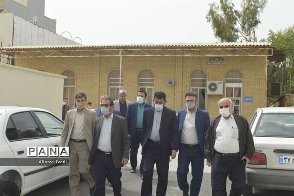 تجلیل از جانبازان فرهنگی دفاع مقدس در اداره کل آموزش و پرورش استان بوشهر