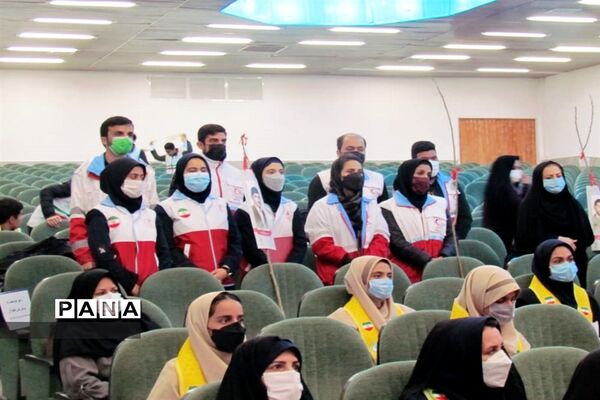 روز درختکاری در اصفهان