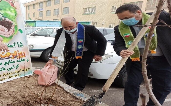 ضرورت حفظ منابع‌طبیعی به عنوان  روش زندگی همگان