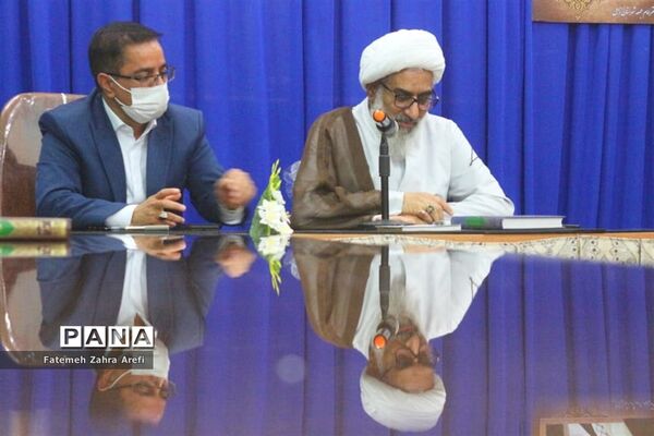 تقدیر امام جمعه شهرستان زابل از برگزیدگان جشنواره یاوران انقلاب