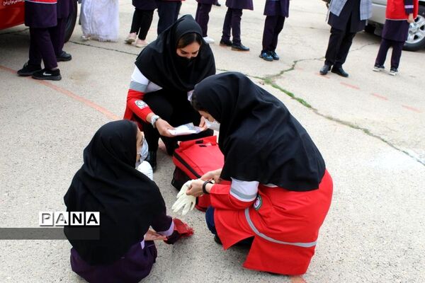 مانور آموزش مخاطرات چهارشنبه‌سوری، دبیرستان دخترانه تیزهوشان یاسوج