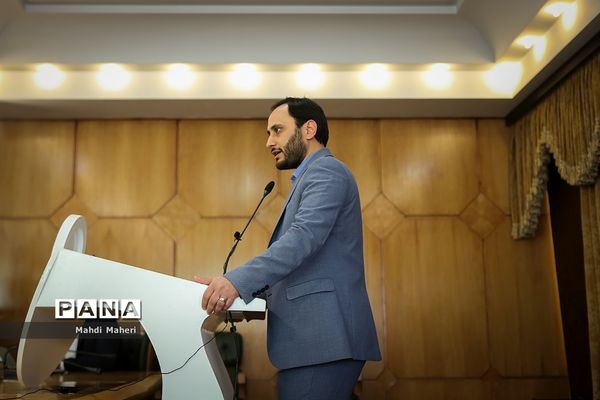 نشست خبری سخنگو‌ی دولت