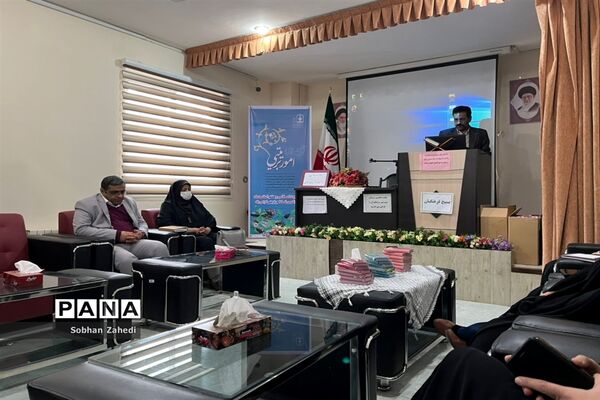برگزاری دوره ضمن خدمت جهاد تبیین و سیر تربیت اسلامی دانش‌آموزان