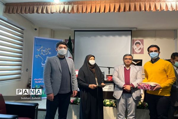 مراسم سپاس مربی در آموزش و پرورش رودهن