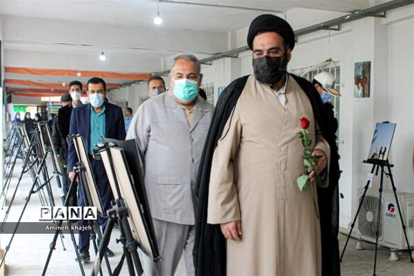 نمایشگاه آثار هنری دانش‌آموزان در بوشهر