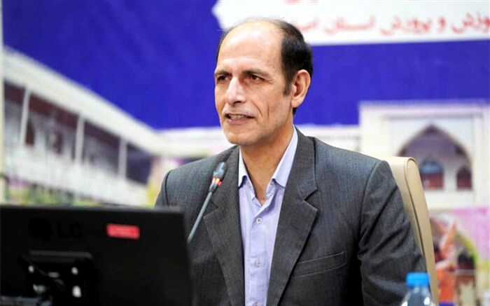 اگر معلم تکریم شود، جامعه و نوع بشریت تکریم می‌شود