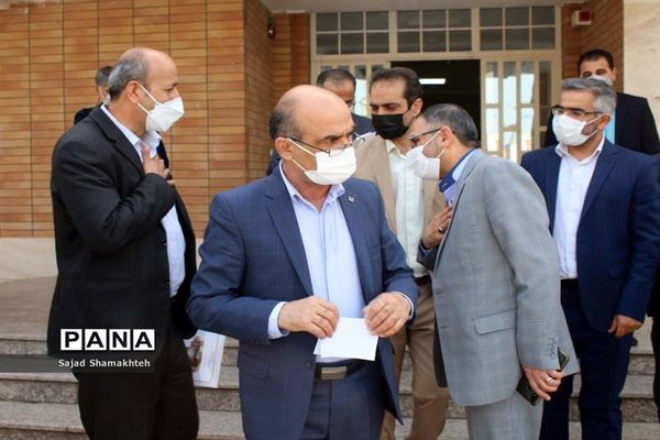 نشست معاون پارلمانی وزارت آموزش و پرورش با راهبران آموزشی استان در اهواز