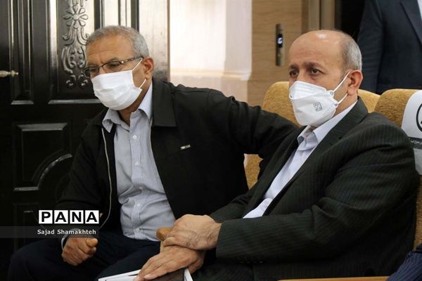 نشست معاون پارلمانی وزارت آموزش و پرورش با راهبران آموزشی استان در اهواز