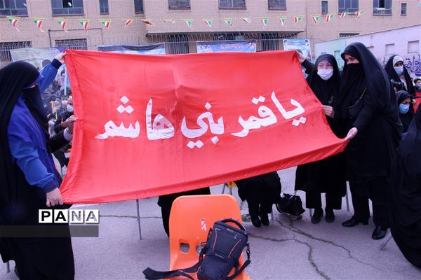 یادواره 4000شهید دانش‌آموز و فرهنگیان منطقه17