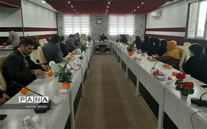 نشر احسان و نیکوکاری یک حرکت و همایش ملی است