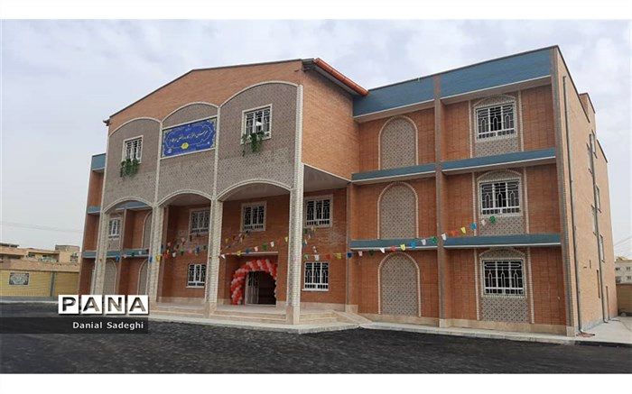 هنرستان ۱۲ کلاسه در خرمشهر به بهره‌برداری رسید