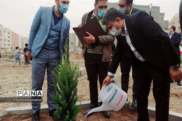 آیین هفته منابع طبیعی در بهارستان دو