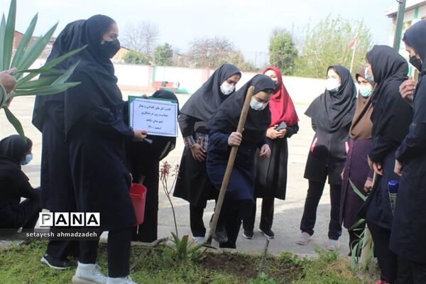 مشارکت دانش‌آموزان گلوگاهی در هفته منابع طبیعی