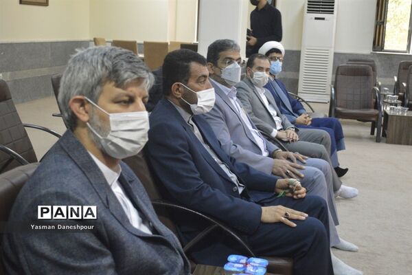 دیدار سرپرست معاونت پرورشی و فرهنگی وزارت آموزش و پرورش با نماینده ولی فقیه در استان بوشهر