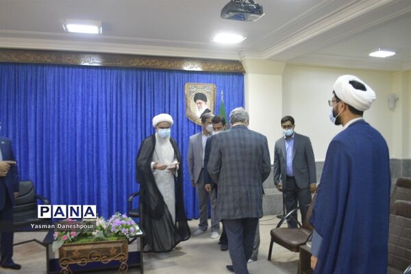 دیدار سرپرست معاونت پرورشی و فرهنگی وزارت آموزش و پرورش با نماینده ولی فقیه در استان بوشهر