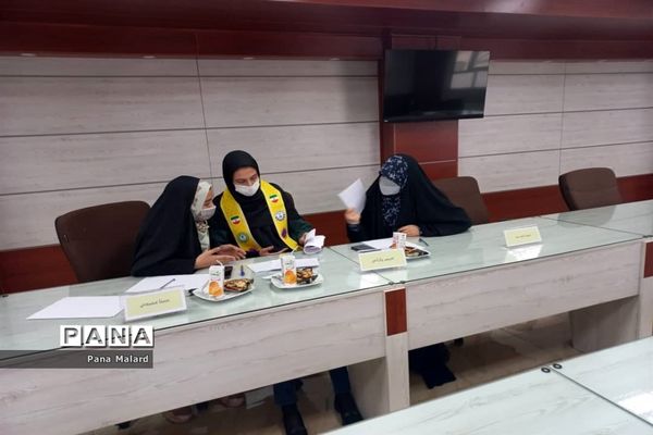 برگزاری مناظره دانش‌آموزی دختران در منطقه ملارد
