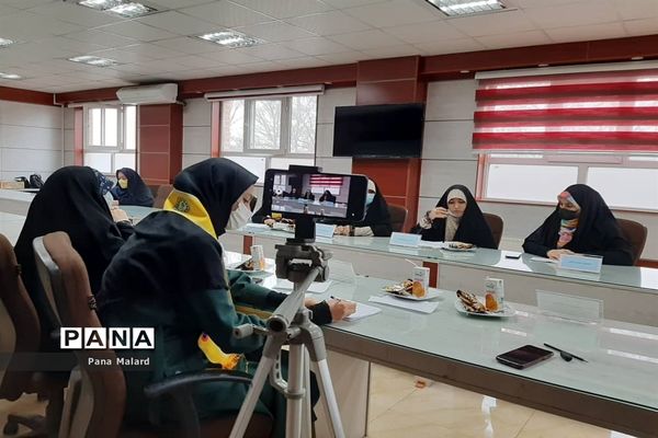 برگزاری مناظره دانش‌آموزی دختران در منطقه ملارد