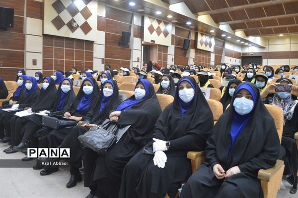 همایش تجلیل از طلایه داران تربیت در بوشهر