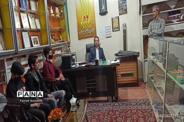 بازدید معاون پرورشی اداره آموزش و پرورش کاشمر از گروه سرود منتخب جشنواره فجر