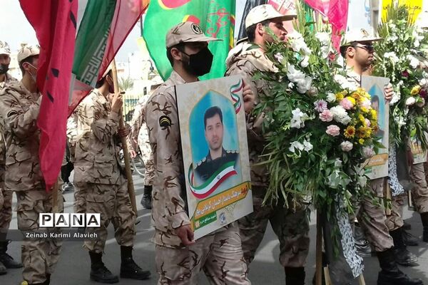 تشییع پیکر شهید مدافع حرم «احسان کربلایی پور» در قم