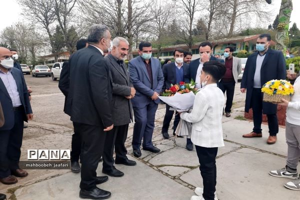 نشست وزیر آموزش و پرورش با فرهنگیان و دانش آموزان مازندران