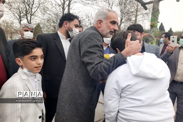 نشست وزیر آموزش و پرورش با فرهنگیان و دانش آموزان مازندران