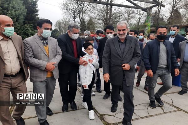 نشست وزیر آموزش و پرورش با فرهنگیان و دانش آموزان مازندران