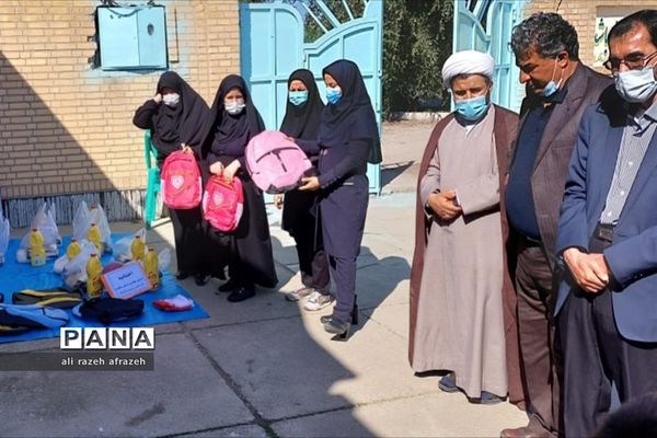 شور و نشاط دانش‌آموزان اندیمشکی درجشن نیکوکاری