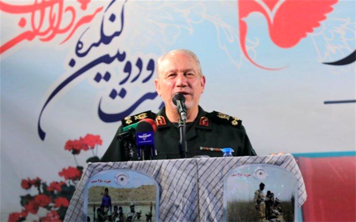 ابلاغ سلام مقام معظم رهبری به خانواده‌های شهدا و جانبازان