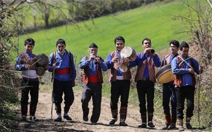 سنت نوروز خوانی در شهرستان گلوگاه/فیلم