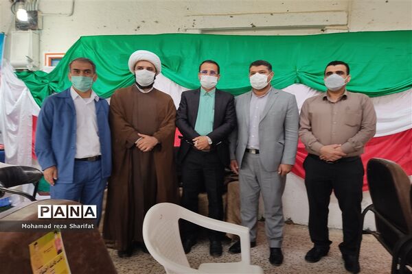 آیین بزرگداشت ۲۲ اسفندماه روز شهید در مدارس شهرستان امیدیه